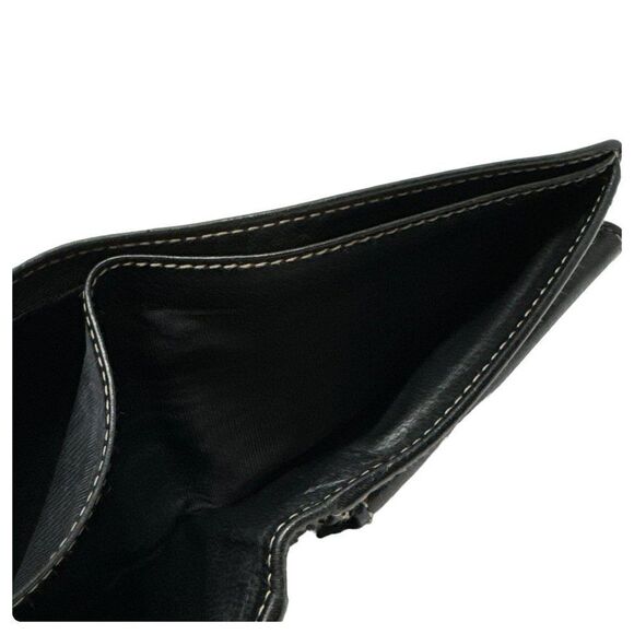 Gucci Cursive Logo Leather Bifold Wallet - Picture 7 of 8